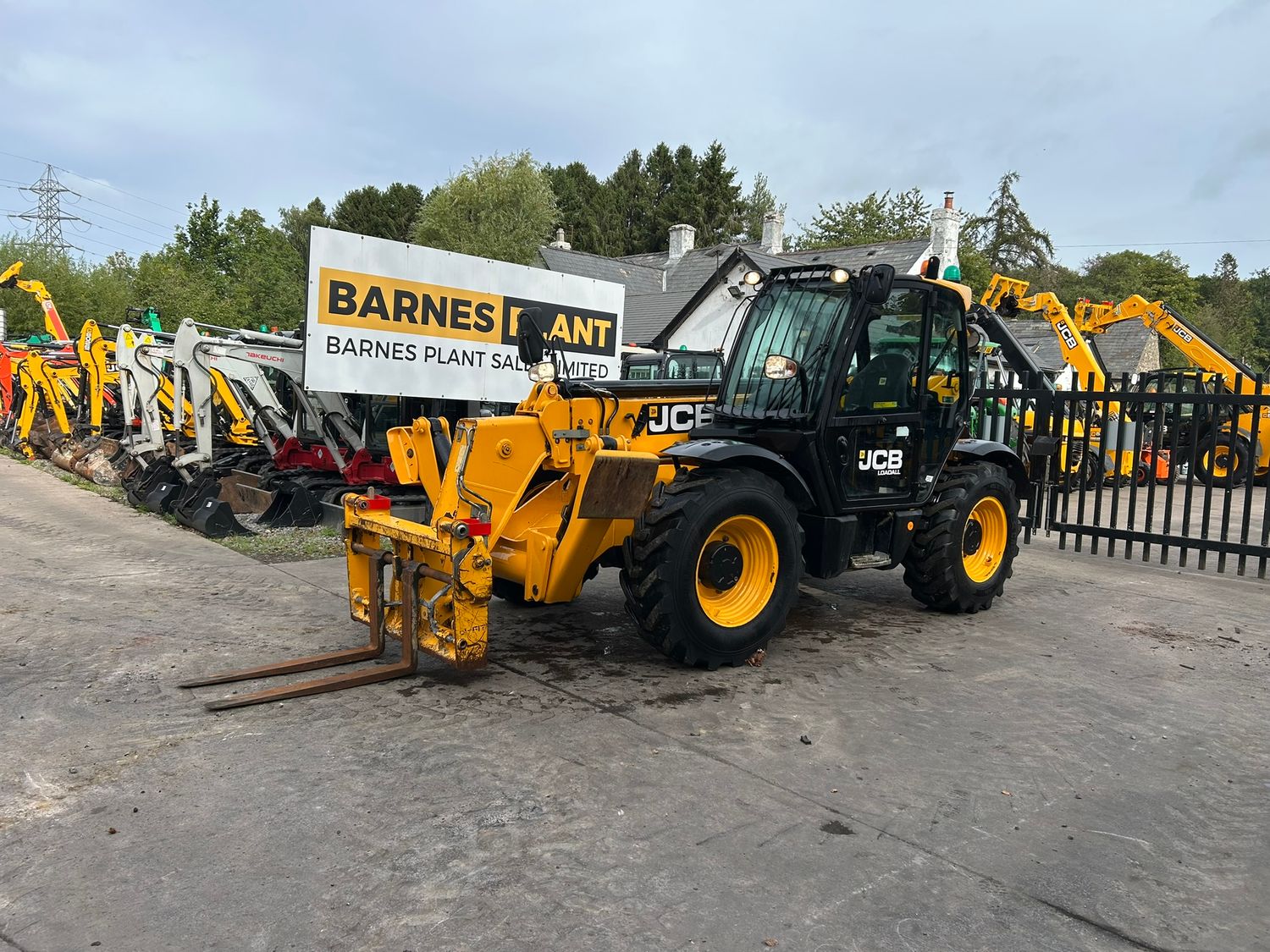 2018 JCB 533-105