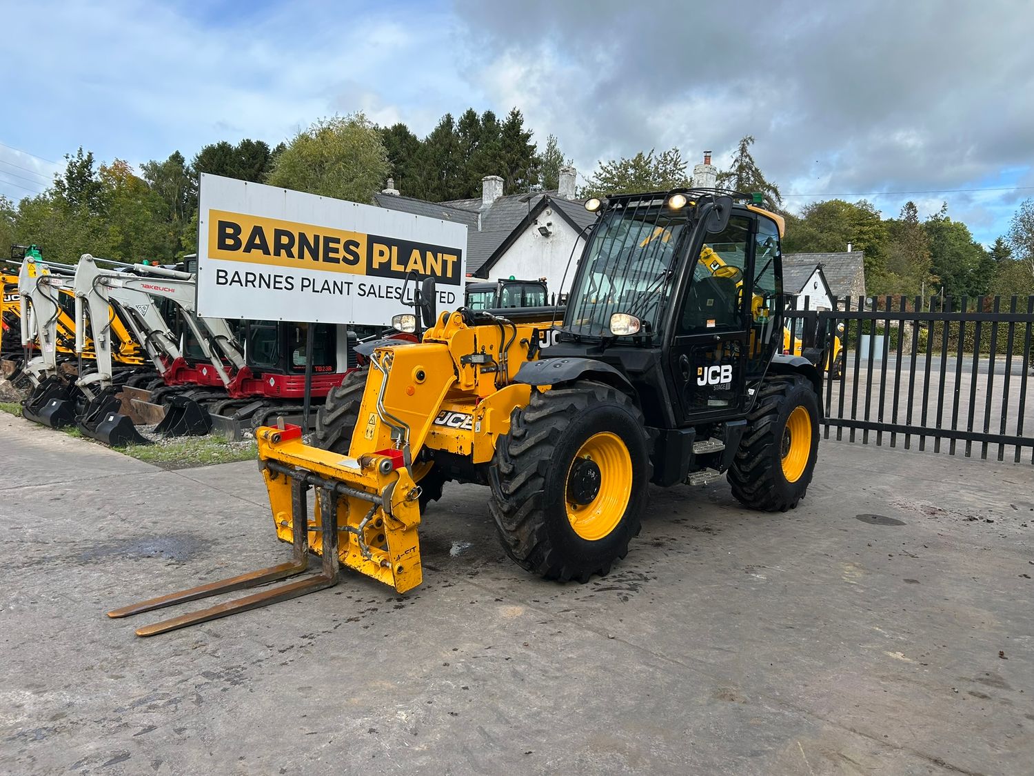 2022 JCB 535-95