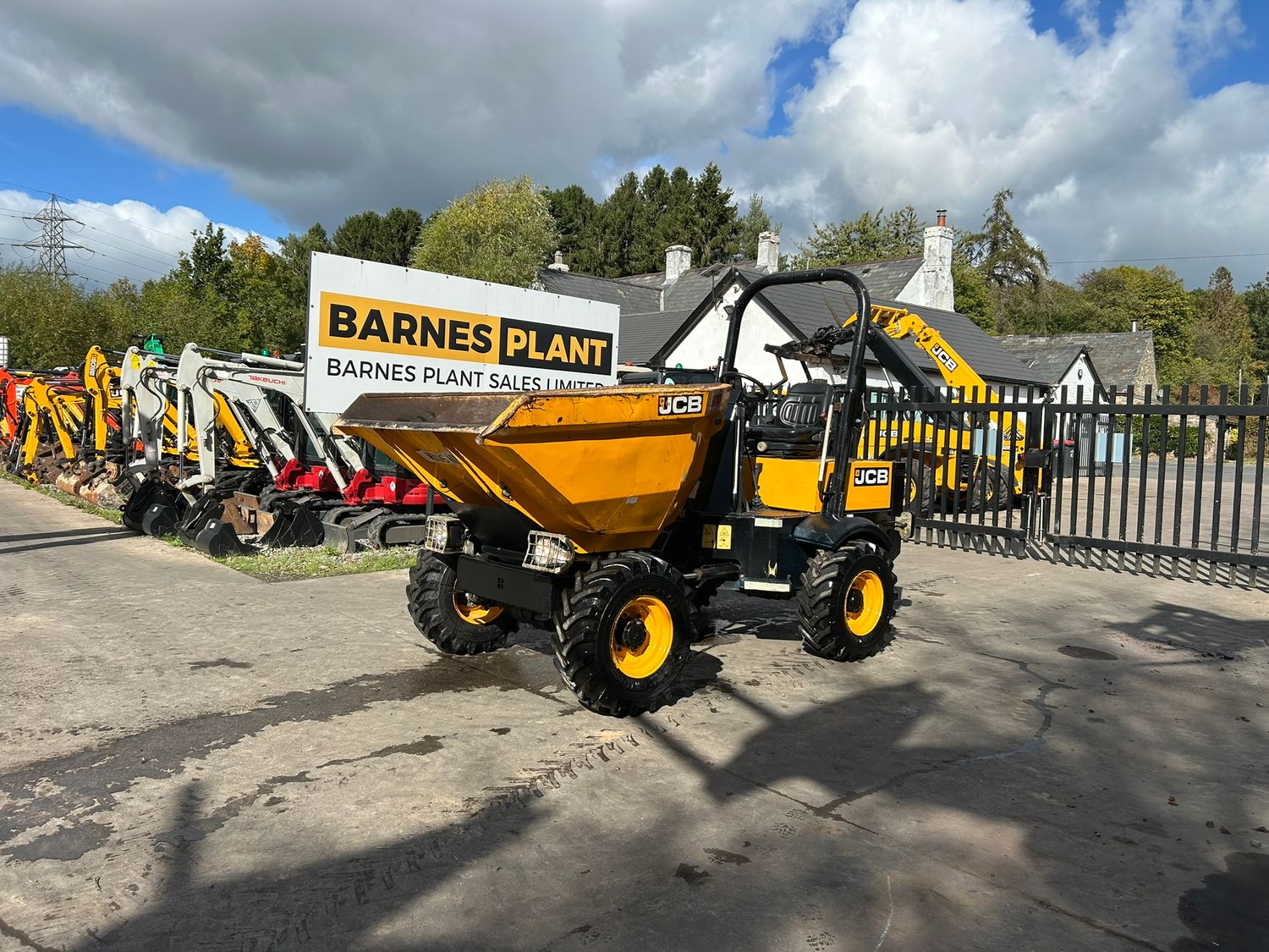 2016 JCB 3 Ton swivel