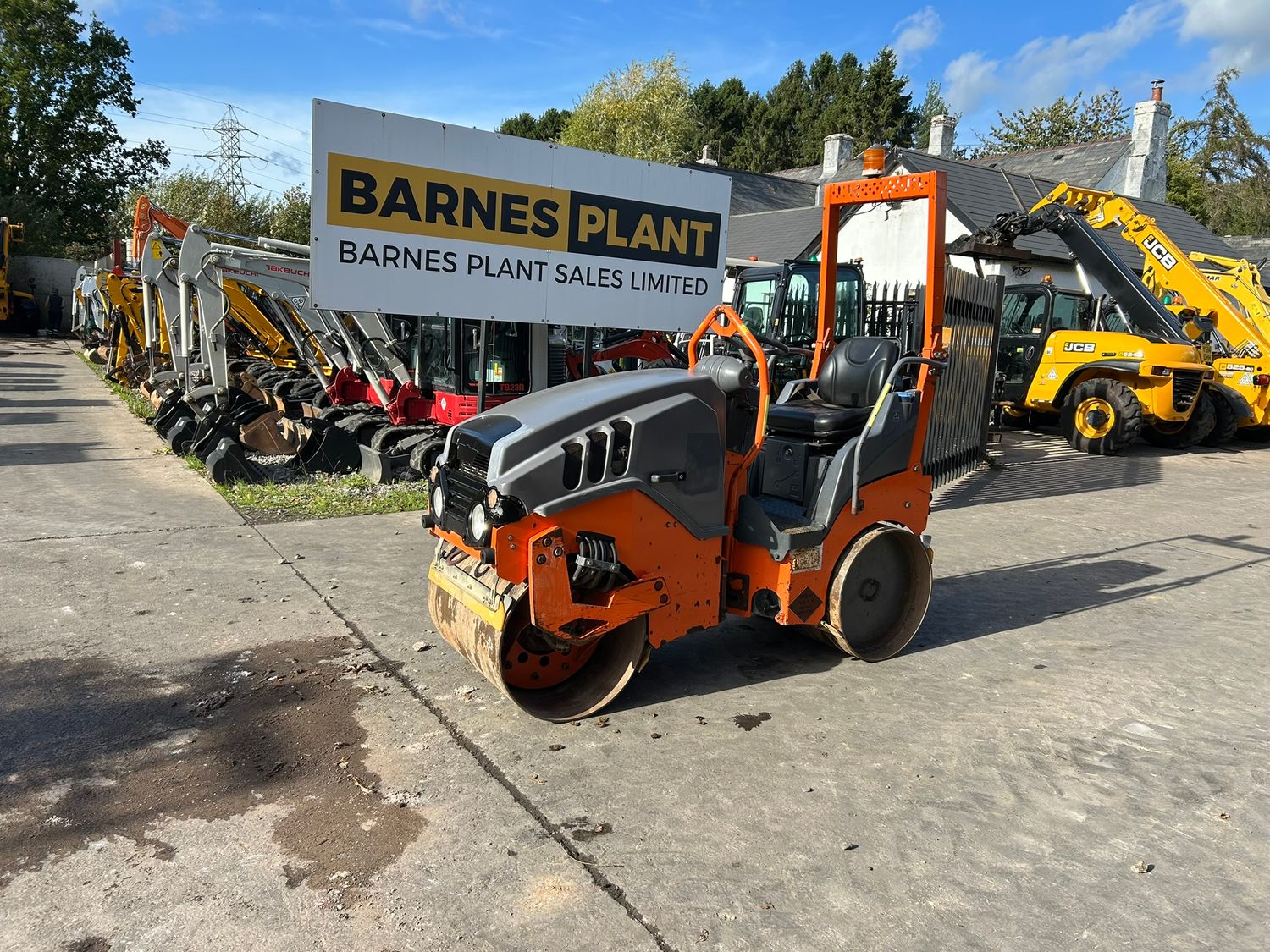 2011 Hamm HD8 W