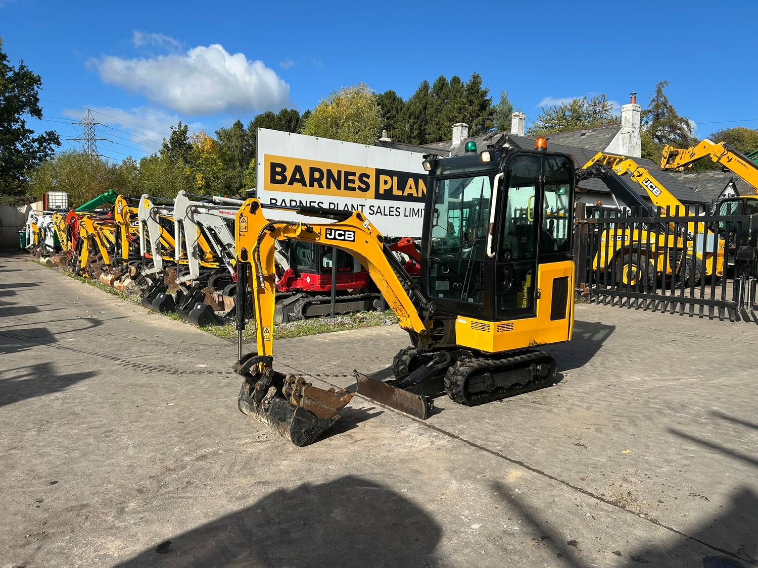 2018 JCB 15C-1