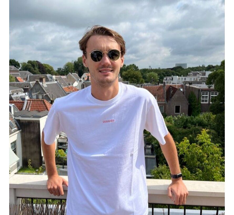 Klötje I T-shirt UUUUUUU wit met rode letters