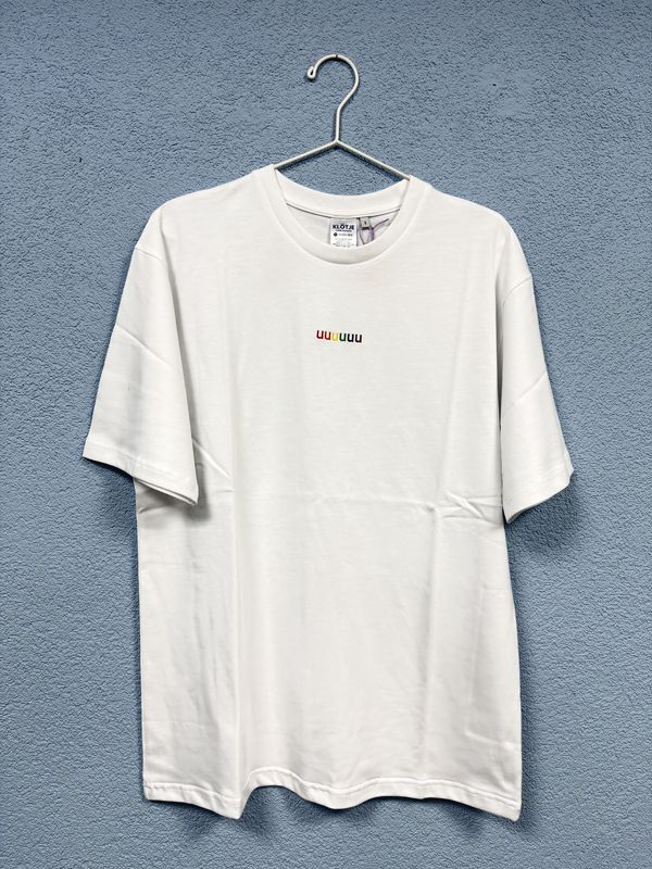 Klötje I T-shirt UUUUUU wit met regenboog letters