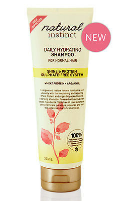 NATURAL INSTINCT DAILY HYDRATING SHAMPOO - 250ML