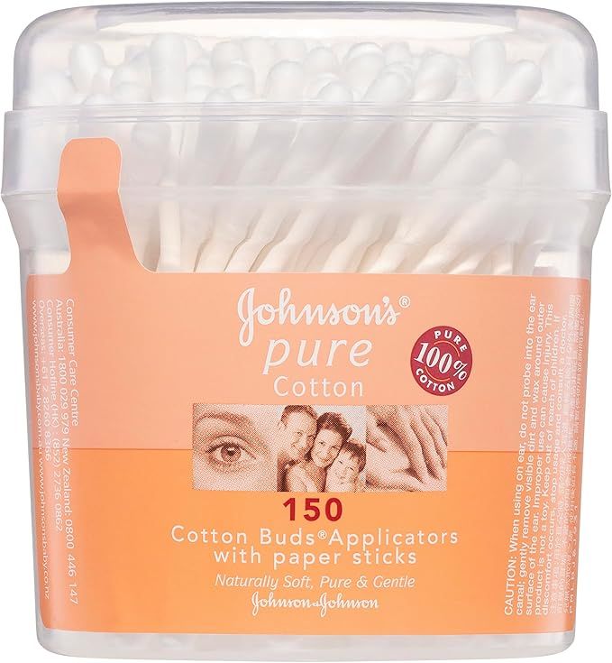 Johnson&#39;s Pure Cotton Bud Applicators With Paper Sticks 150 Pack | Ideal for Cleaning Outer Ears| Nail Polish and Applying Eye Make-up.