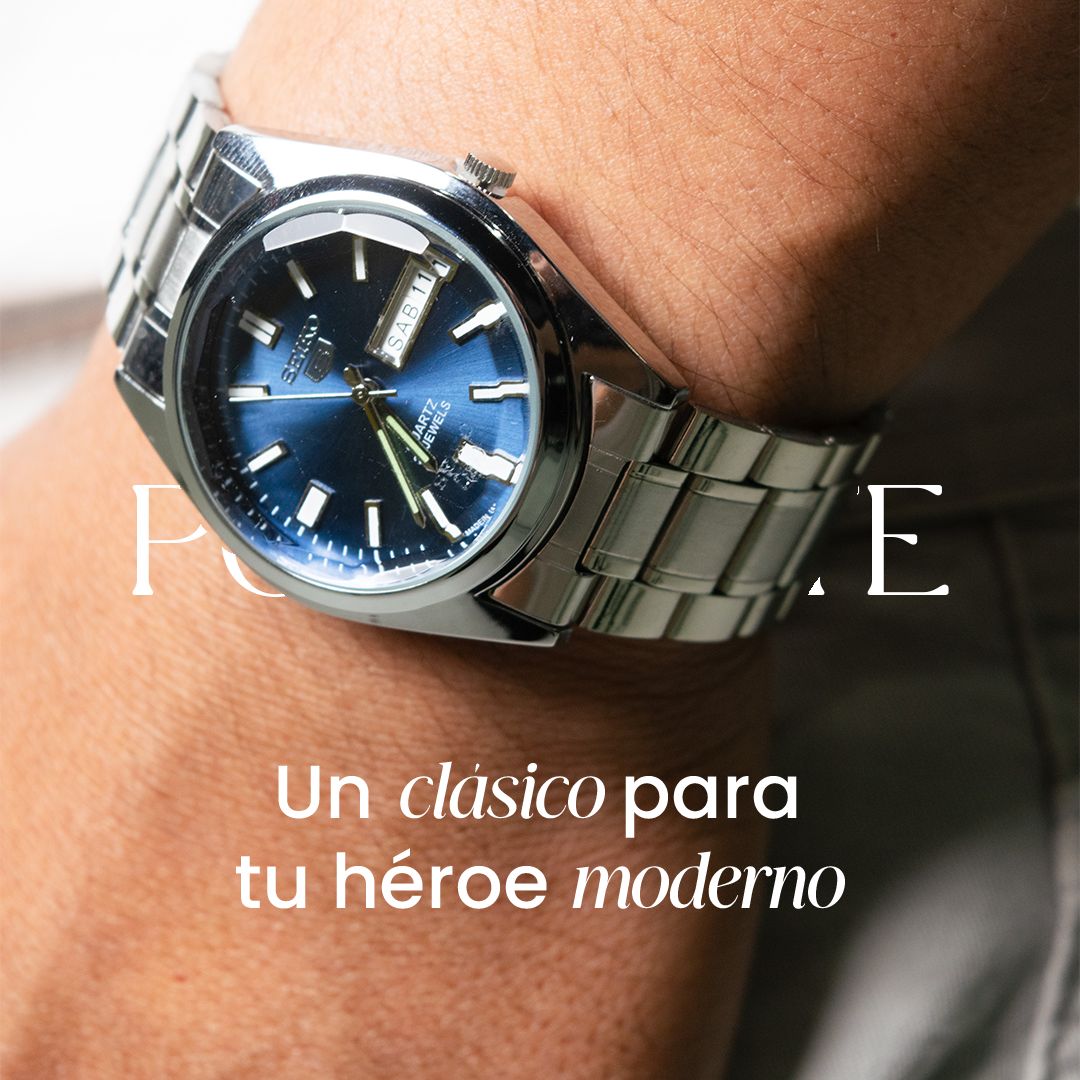 Seiko 5 fondo azul