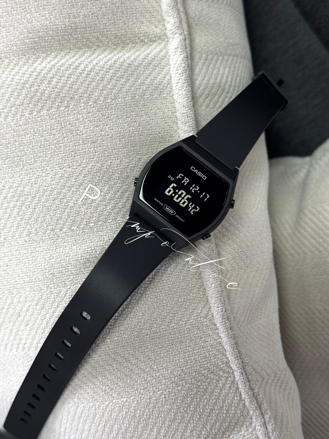 Casio black 3294