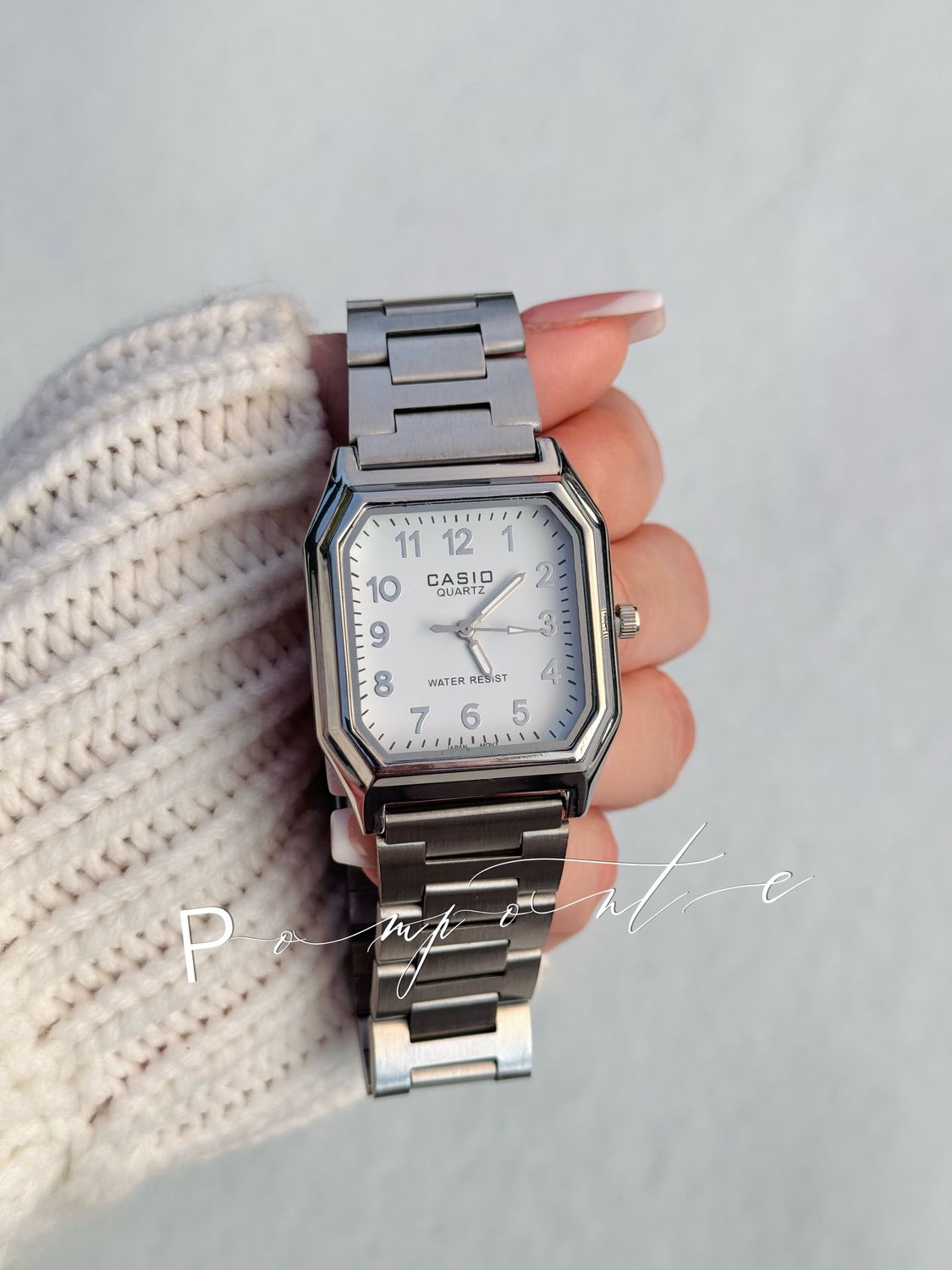Casio classic fondo blanco
