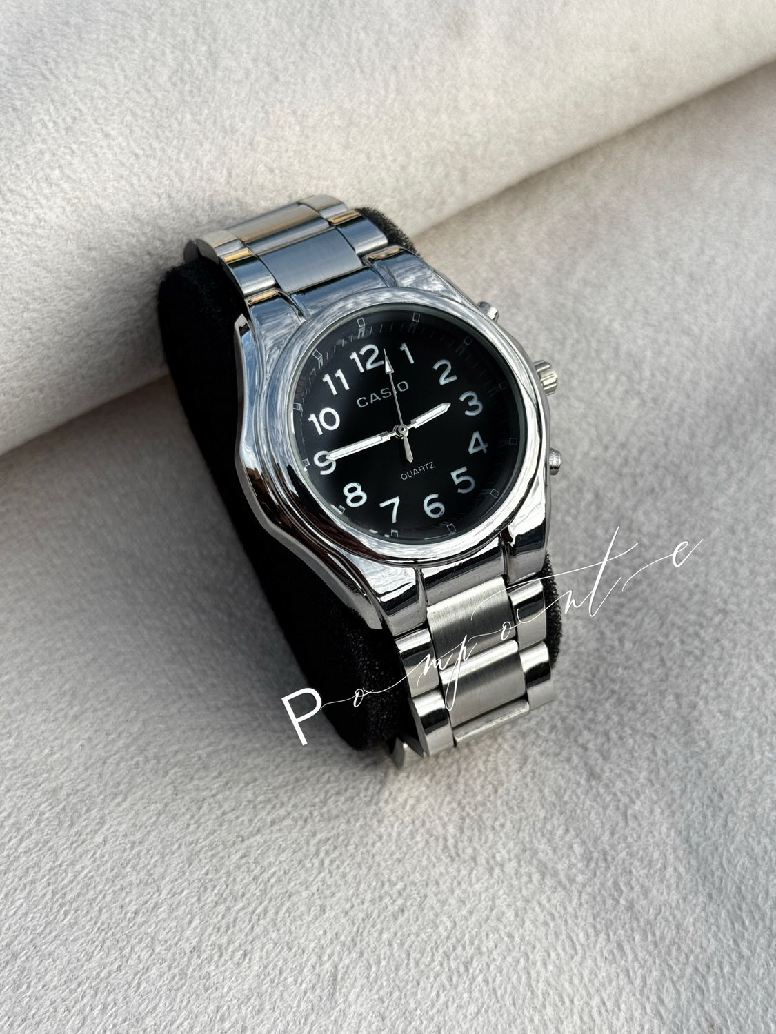 Casio iron plata fondo negro