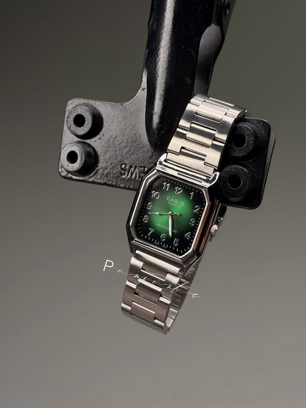 Casio classic fondo verde