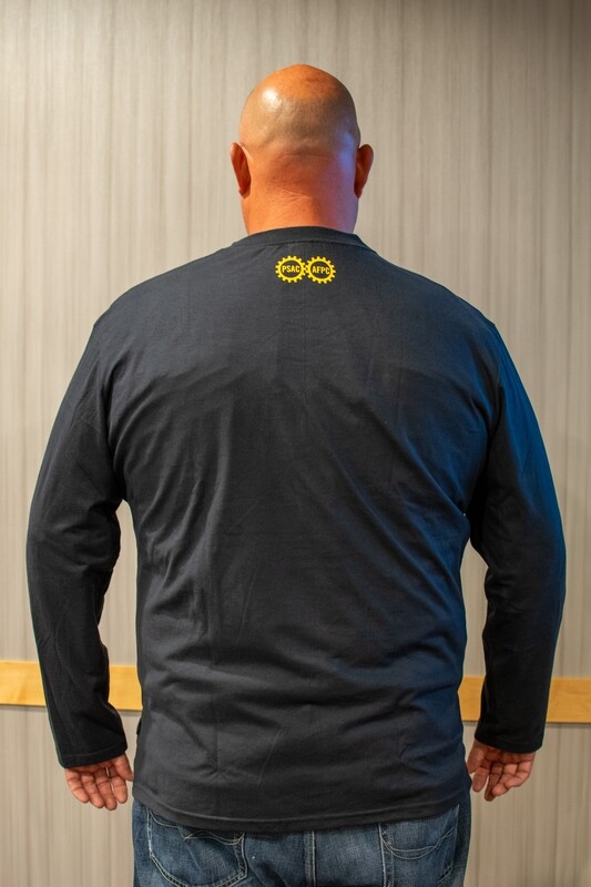 Black Long Sleeve shirt (Unisex) / Chandail a manche longue noir (Unisexe)