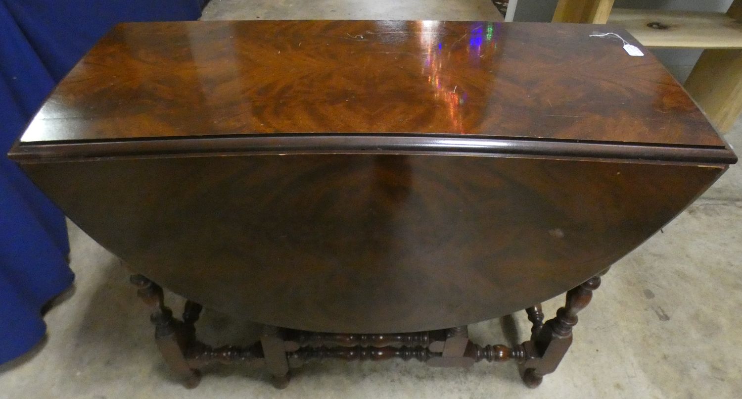 Mahogany Gate Leg Table