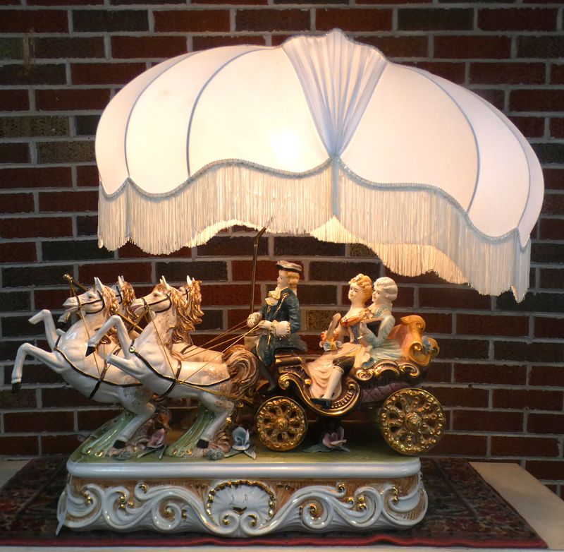Capo Di Monte Horse and Carraige Lamp