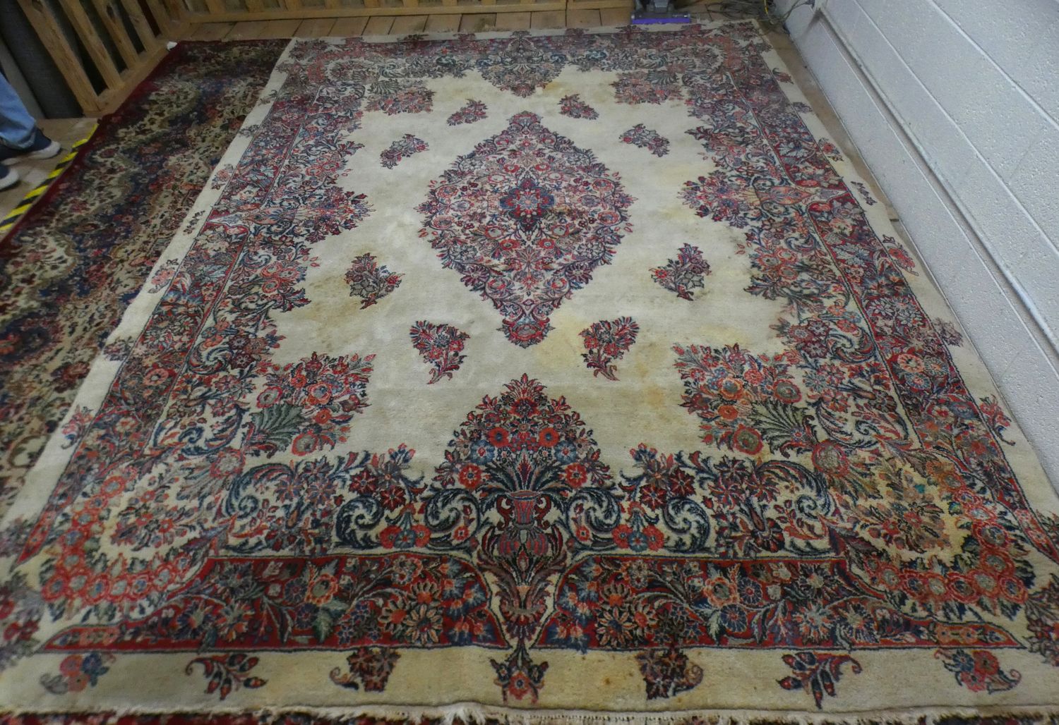 Persian Kerman 9 ft x 12 ft 2in   dvaj10