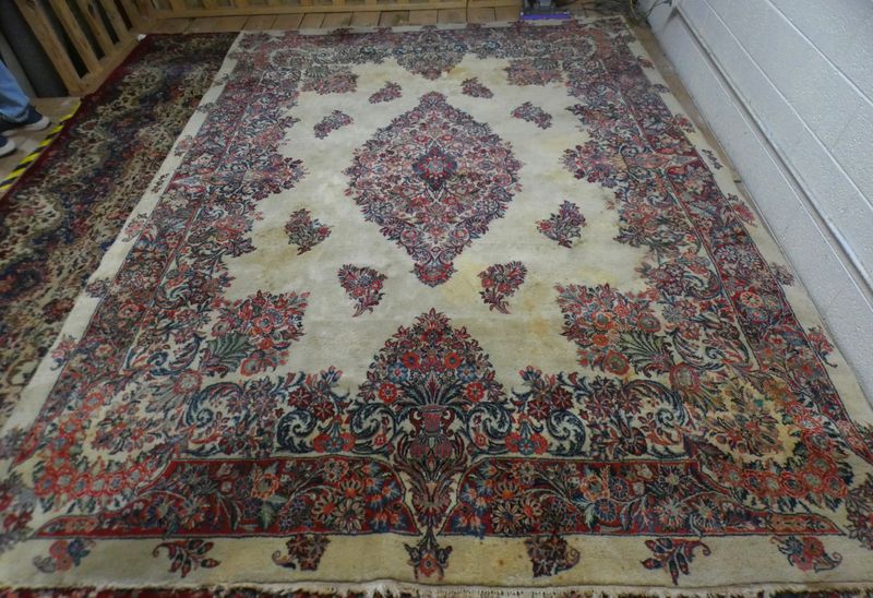 Persian Kerman 9 ft x 12 ft 2in   dvaj10