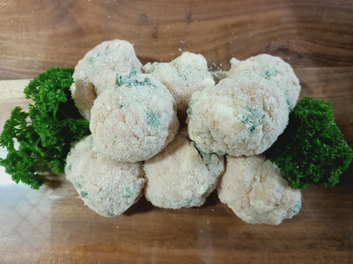 Kays Own Chicken Spinach , Fetta  Rissoles per kg