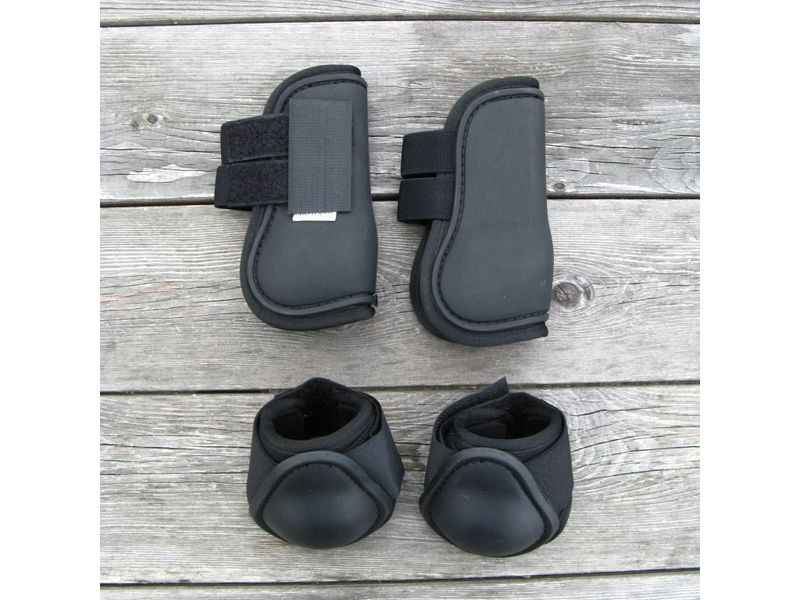 HB Pony Beenbeschermingsset black