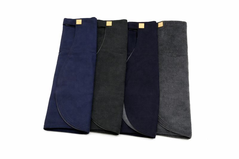 Reversible rain apron Letty's Design dark colors