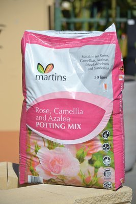 Rose, Camellia and Azalea Potting Mix