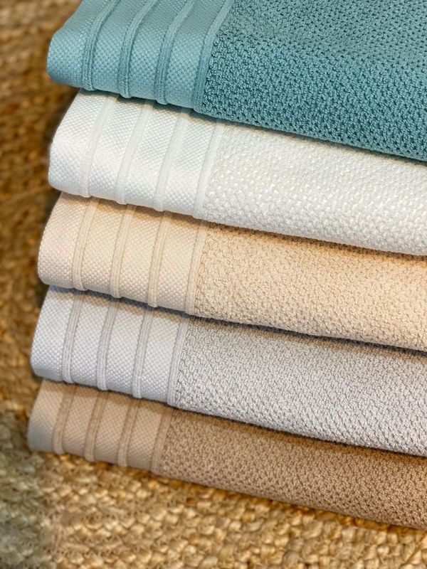 ​Towel SUPREME Beige   made from 100% Cotton