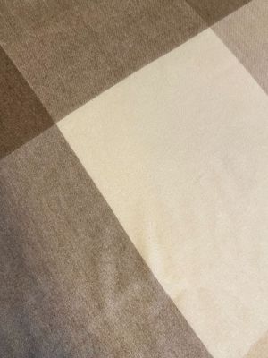 100% cashmere plaid