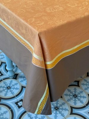 Tischdecke &amp; Servietten aus 100% Baumwolle