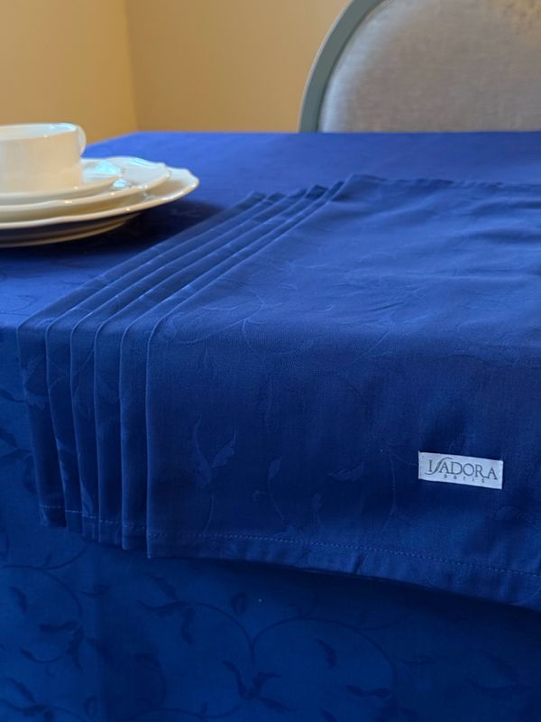 Tischdecke &amp; Servietten aus 100% Baumwolle