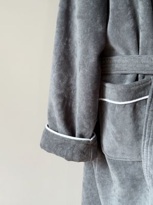 Bademantel Velours Dunkelgrau aus 100 % Baumwolle
