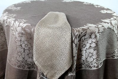 Tischdecke &amp; Servietten aus 100 % Lein