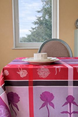 Tischdecke &amp; Servietten aus 100% Baumwolle