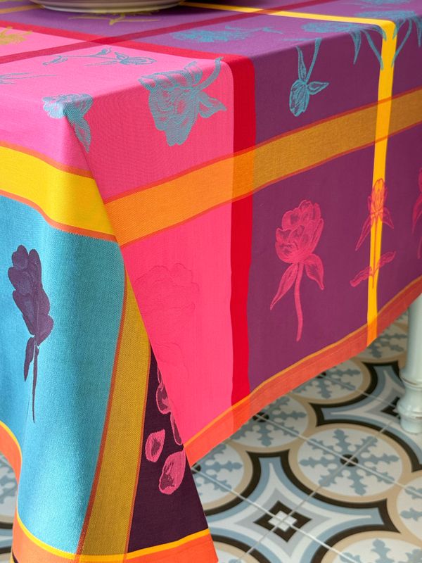 Tischdecke &amp; Servietten aus 100% Baumwolle