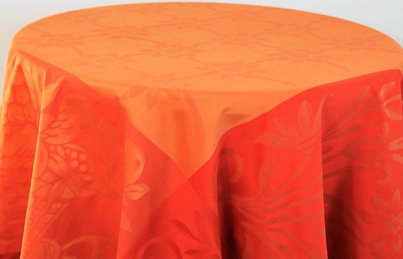 Tischdecke &amp; Servietten aus 100% Baumwolle