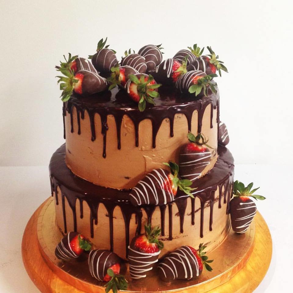 Chocolate Cake & Strawberry dipped in dark chocolate