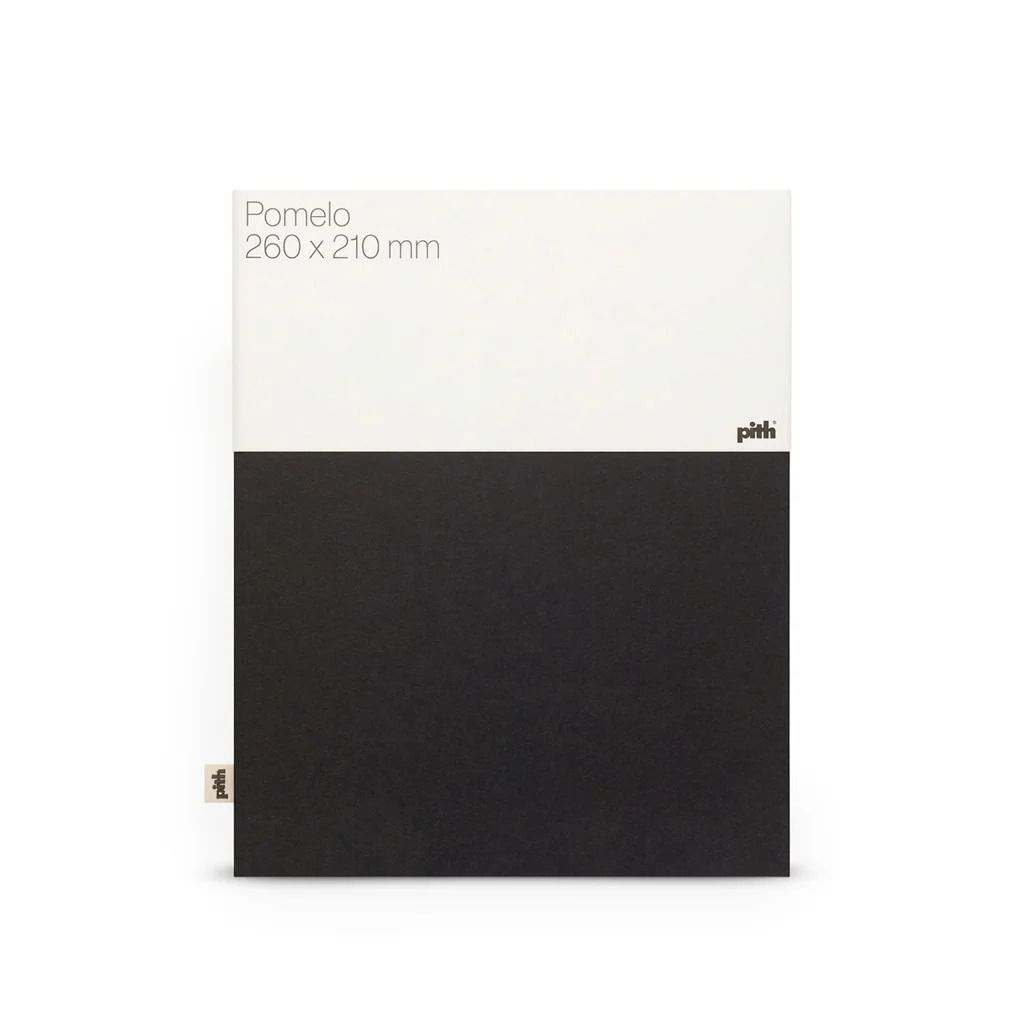 Pomelo Notebook Black - Line