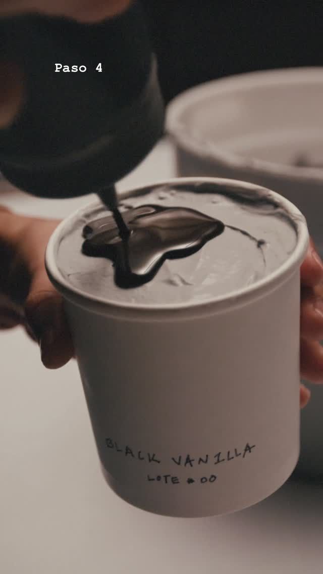 BLACK VANILLA (Apolo Colab)