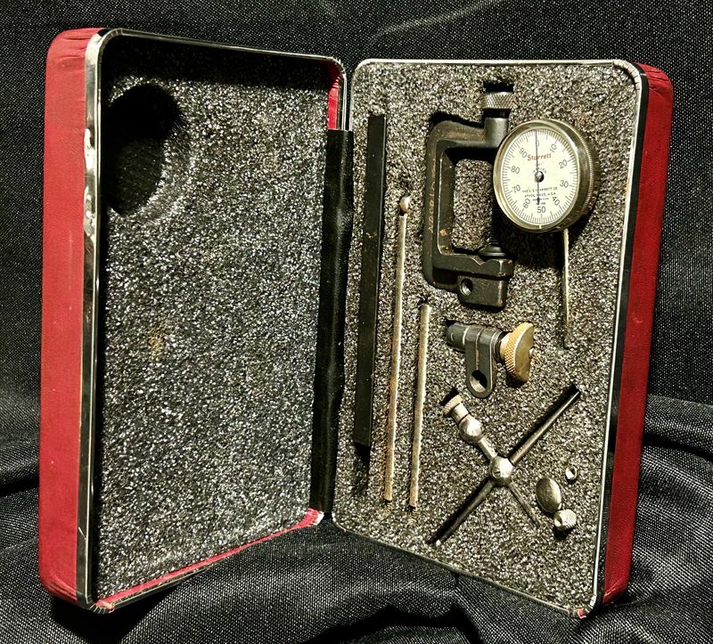 Vintage Starrett 196A1Z Dial Indicator Kit