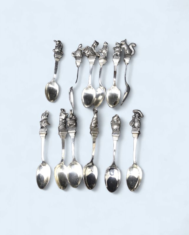 Vintage Beatrix Potter, Peter Rabbit 12 Piece Spoon Set