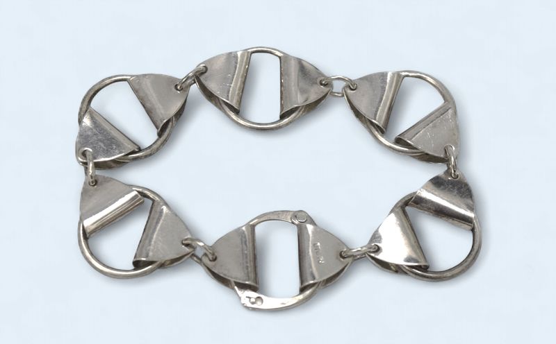 Vintage Sterling Silver Bracelet