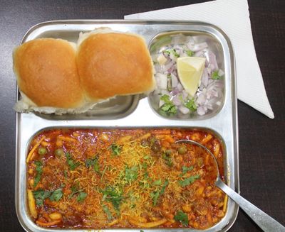 Misal Pav