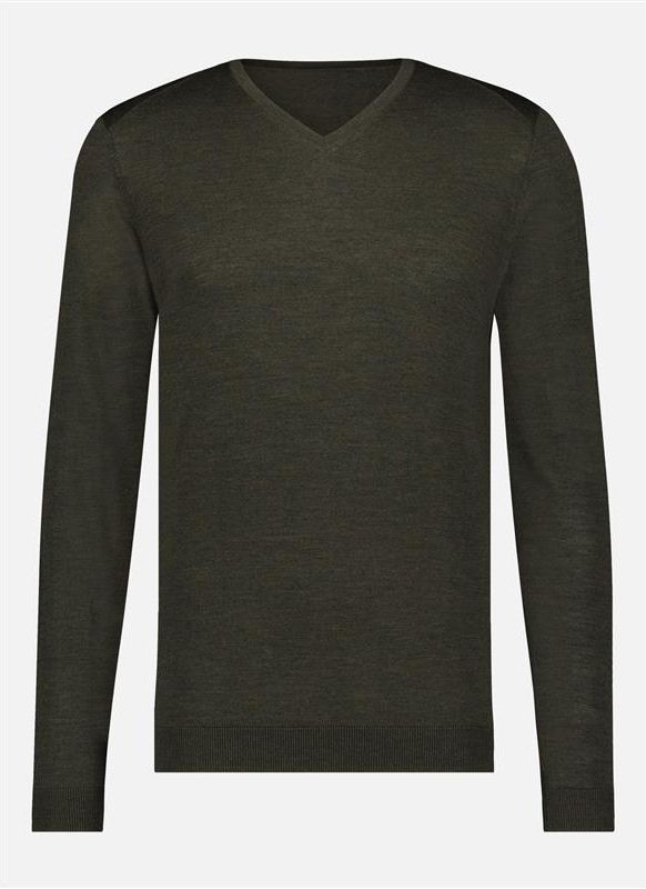 Iconic classic v-neck