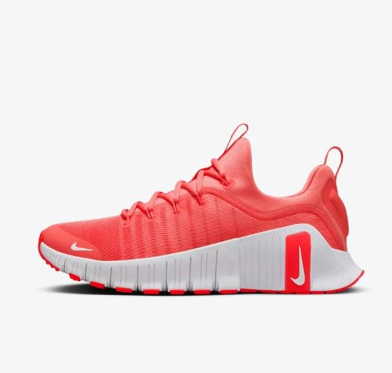 Nike Women&#39;s Free Metcon 6 (Magic Ember/White/Bright Crimson)