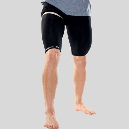 Compression Thigh Sleeve Midnight Black, Colour: Black, Size (US): Small