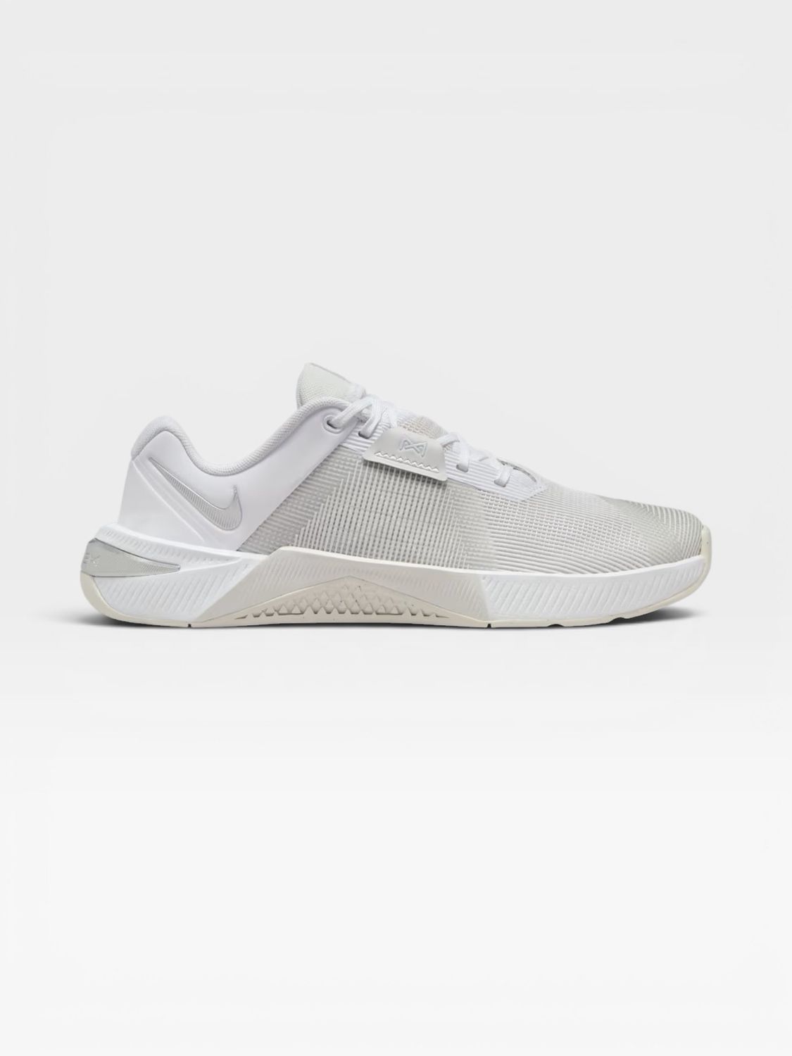 Nike Metcon 10 (White/Platinum Tint/Wolf Grey/Metallic Silver)