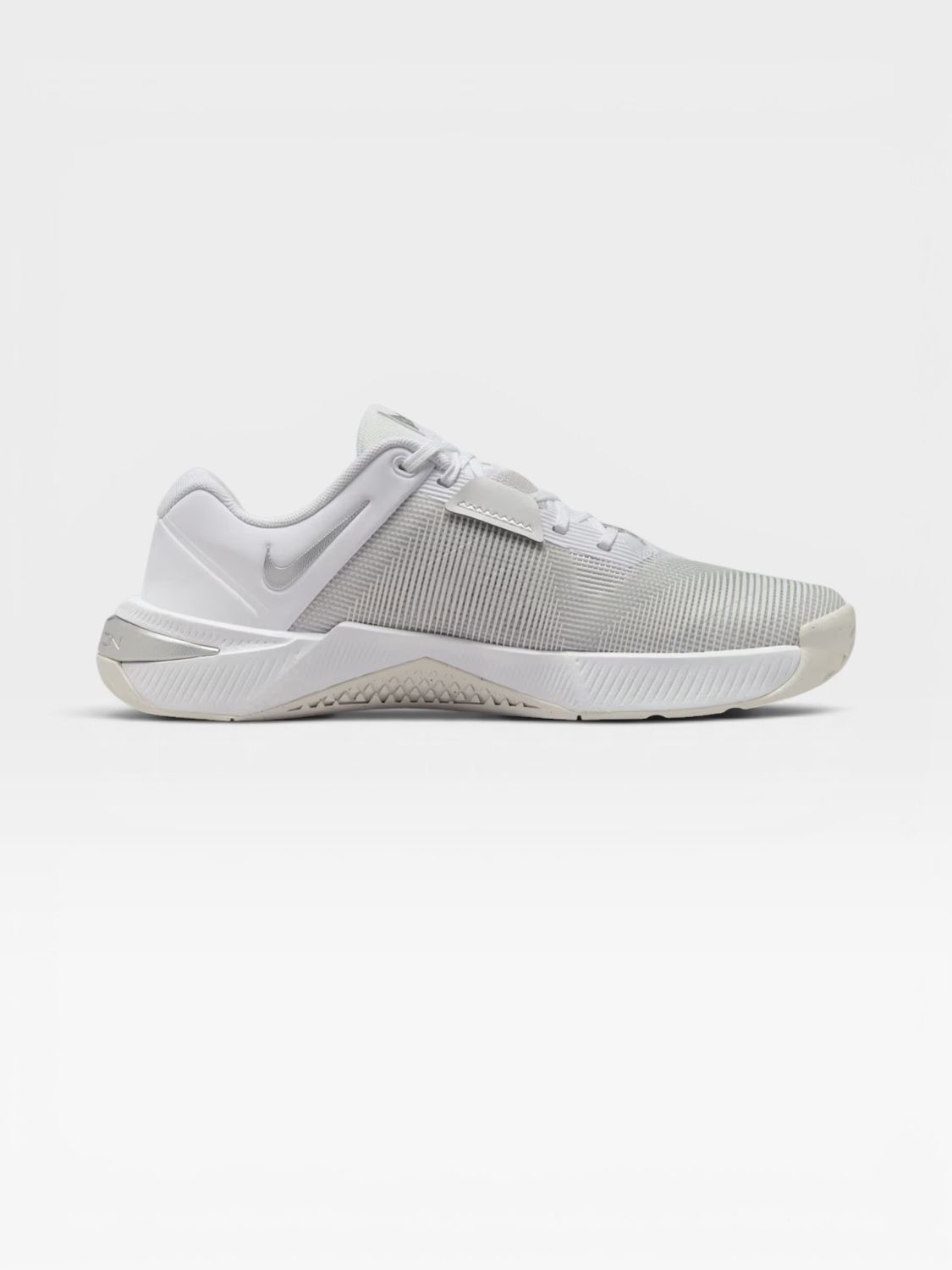 Nike Metcon 10 (White/Platinum Tint/Wolf Grey/Metallic Silver)