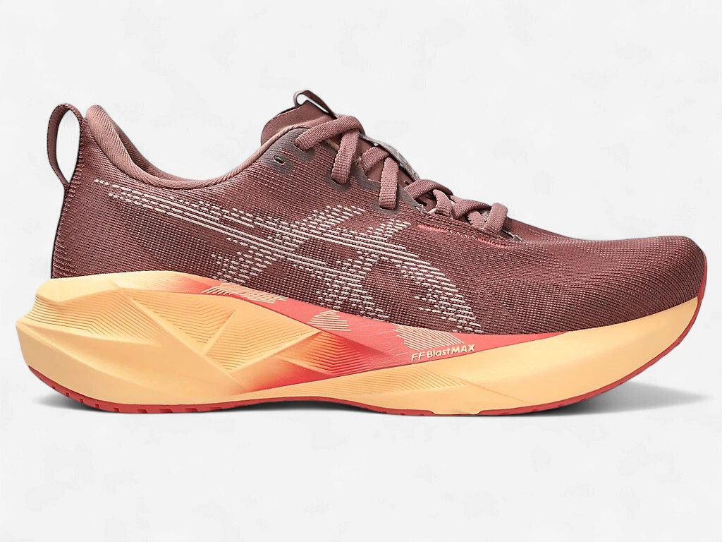 ASICS Women Novablast 5 (Rubble Red/Fawn)
