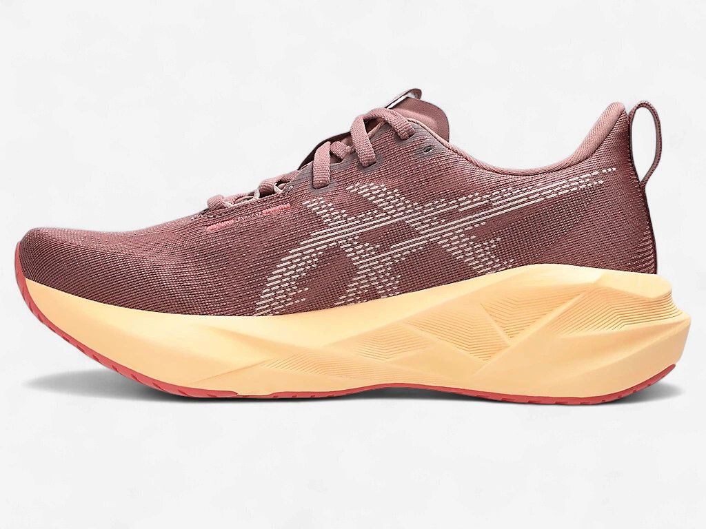 ASICS Women Novablast 5 (Rubble Red/Fawn)