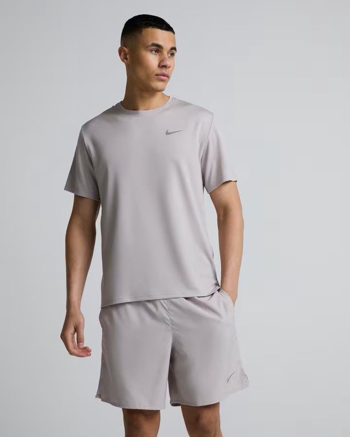 Nike Dri-FIT UV Miler Short Sleeve (Moon Particle/Reflective Silver)