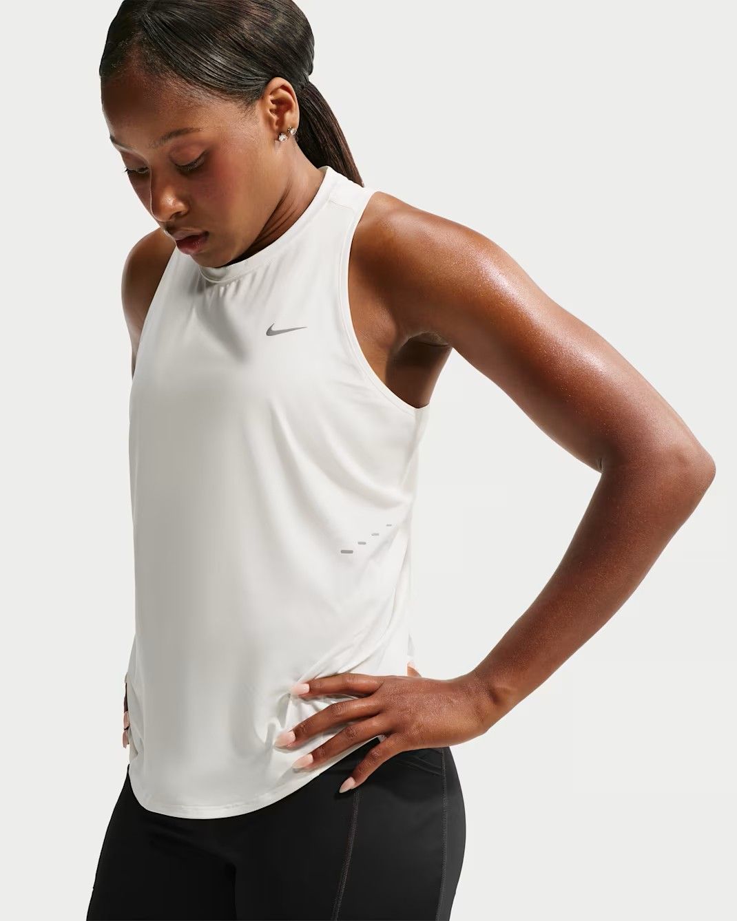Nike Swift Dri-FIT Tank Top (Sail/Reflective Silver)
