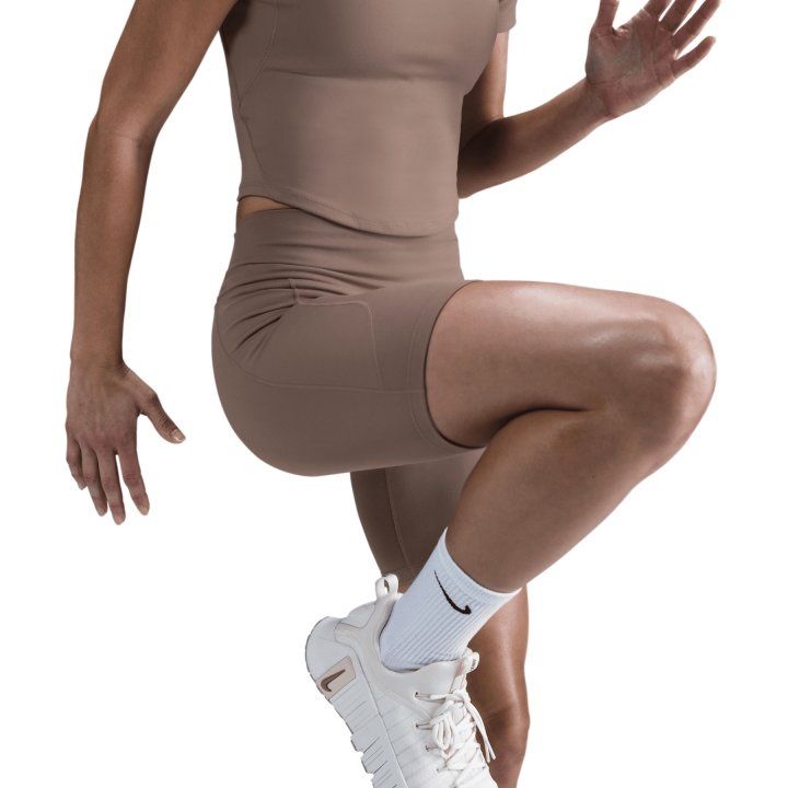 Nike Dri-FIT One Hight-Waisted 8" Biker Short (Mink Brown/Black)