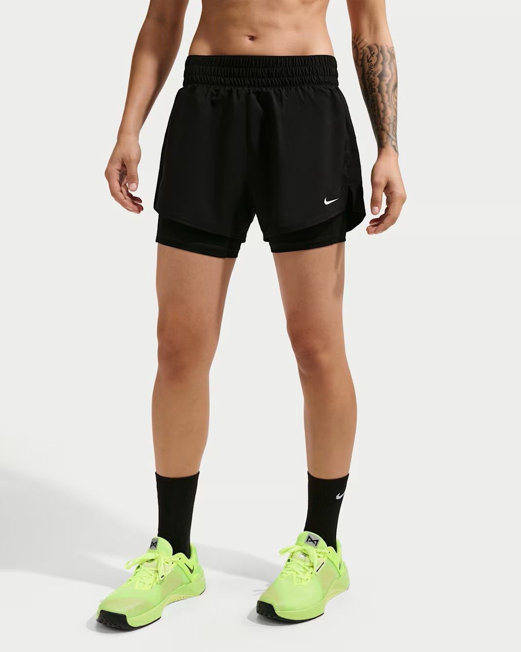 Nike One Dri-FIT Mid-Rise 3" 2in1 Short (Black/White)